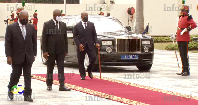 17-Août&nbsp;: l’arrivée d’Ali Bongo à la mini-parade des 60 ans de l’indépendance du Gabon