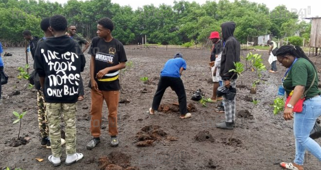 Célébration de la journée mondiale du climat à Port-Gentil&nbsp;: les jeunes gabonais à l’appel